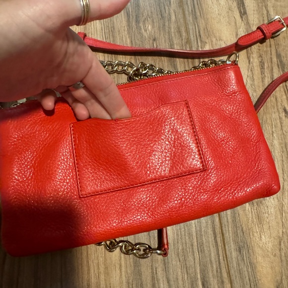 Coach Red Crossbody Bag with Sleek Design - Picture 4 of 6